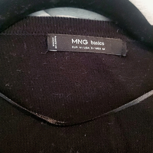 Women's Black Cardigan MNG Basics Black Flowy Cardigan Size Medium - Picture 3 of 5